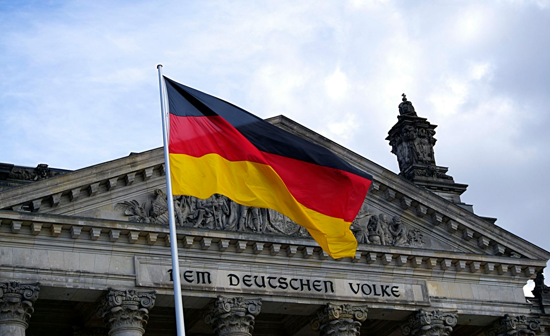 A map highlighting money transfer channels from England to Germany