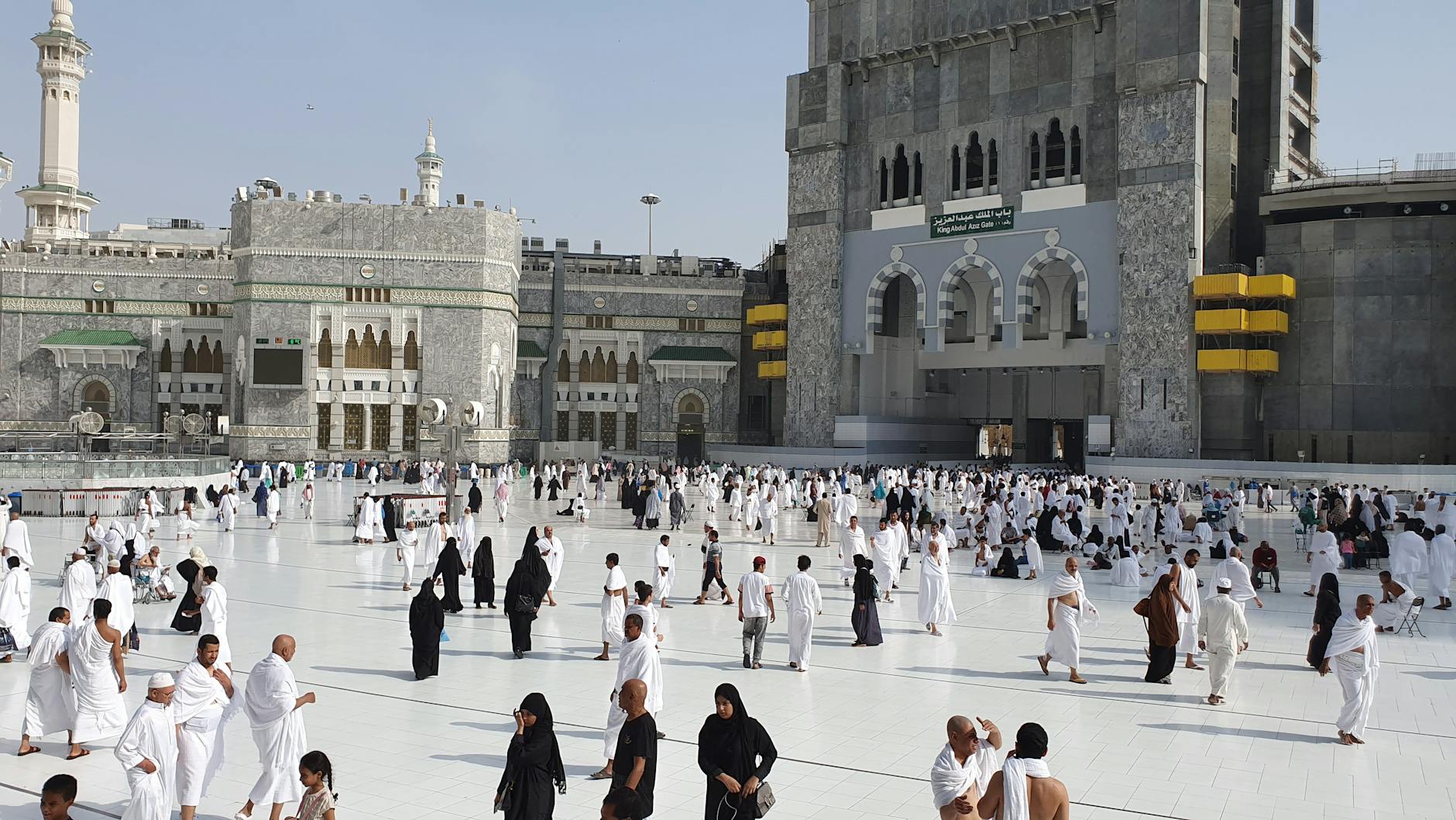 Send Money From Saudi Arabia To UK