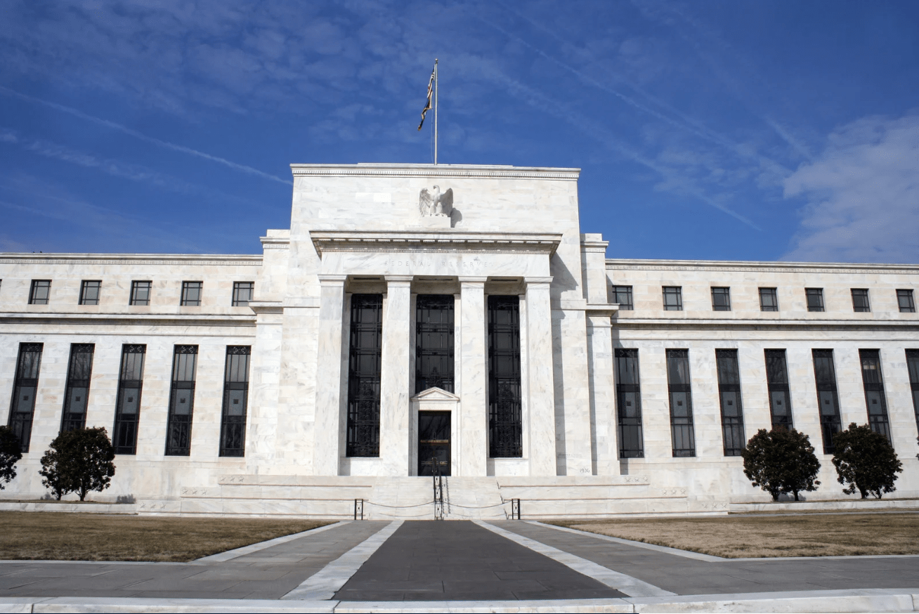 Fed Speeches in Focus as USD Holds Firm